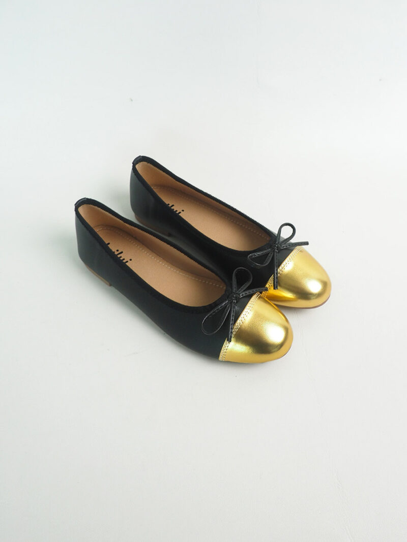 FABY two-tone round-toe flats BLACK