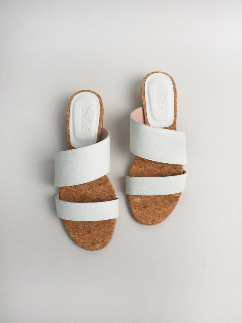 MISS ZUKI slides WHITE