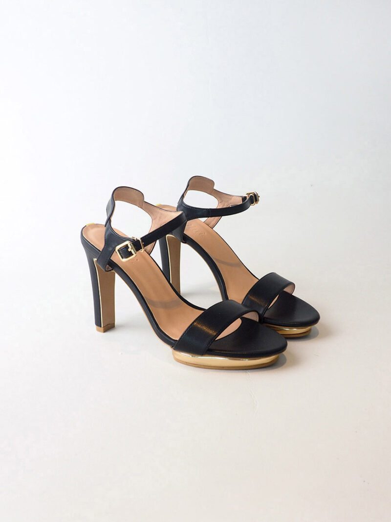DIAH platform ankle strap sandals BLACK